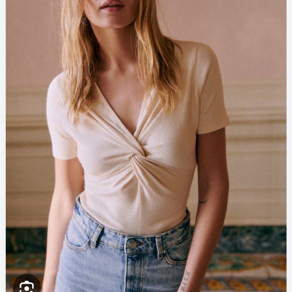 Sézane Maia Twist Front T-shirt
